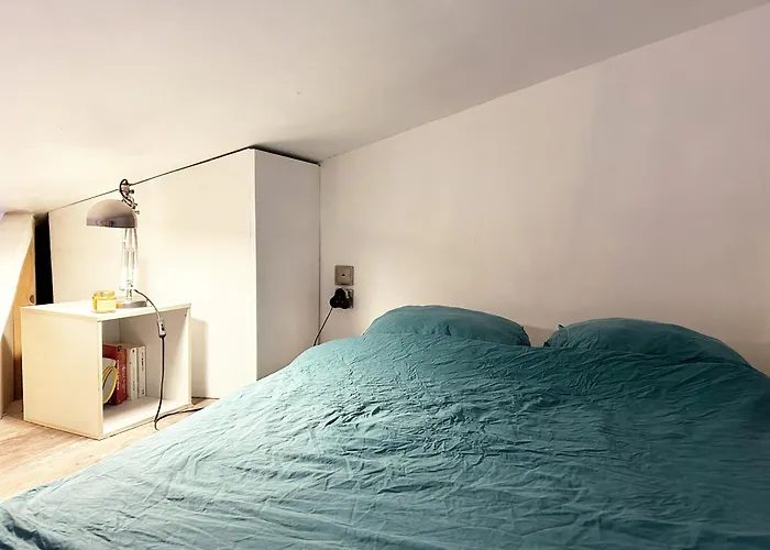 A Montmartre Atelier Architecte Konukevi